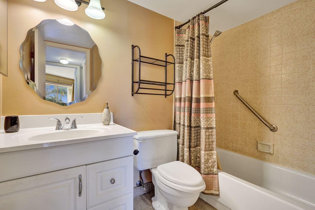 PINE RIDGE IV CONDO - Residential Lease