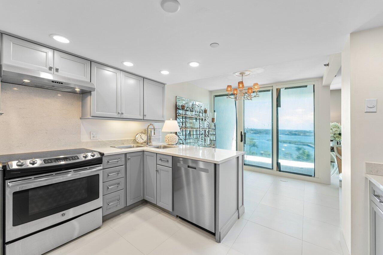 PLAZA OF THE PALM BEACHES CONDO - Residential