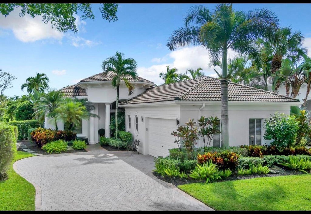 Photo of 7743 Villa D Este Way, Delray Beach, FL 33446 (MLS # B26073376)