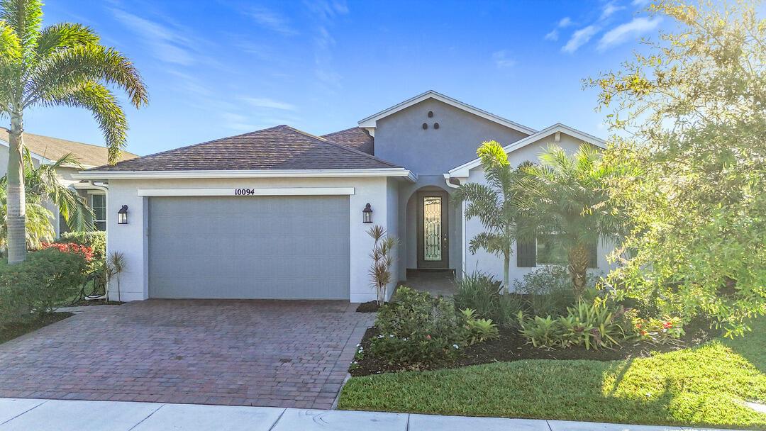 10094 SW Indian Lilac Trail