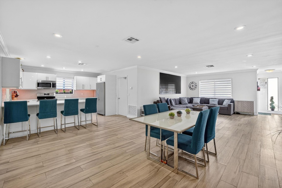 Dania Highlands 87-1 B - Residential Lease