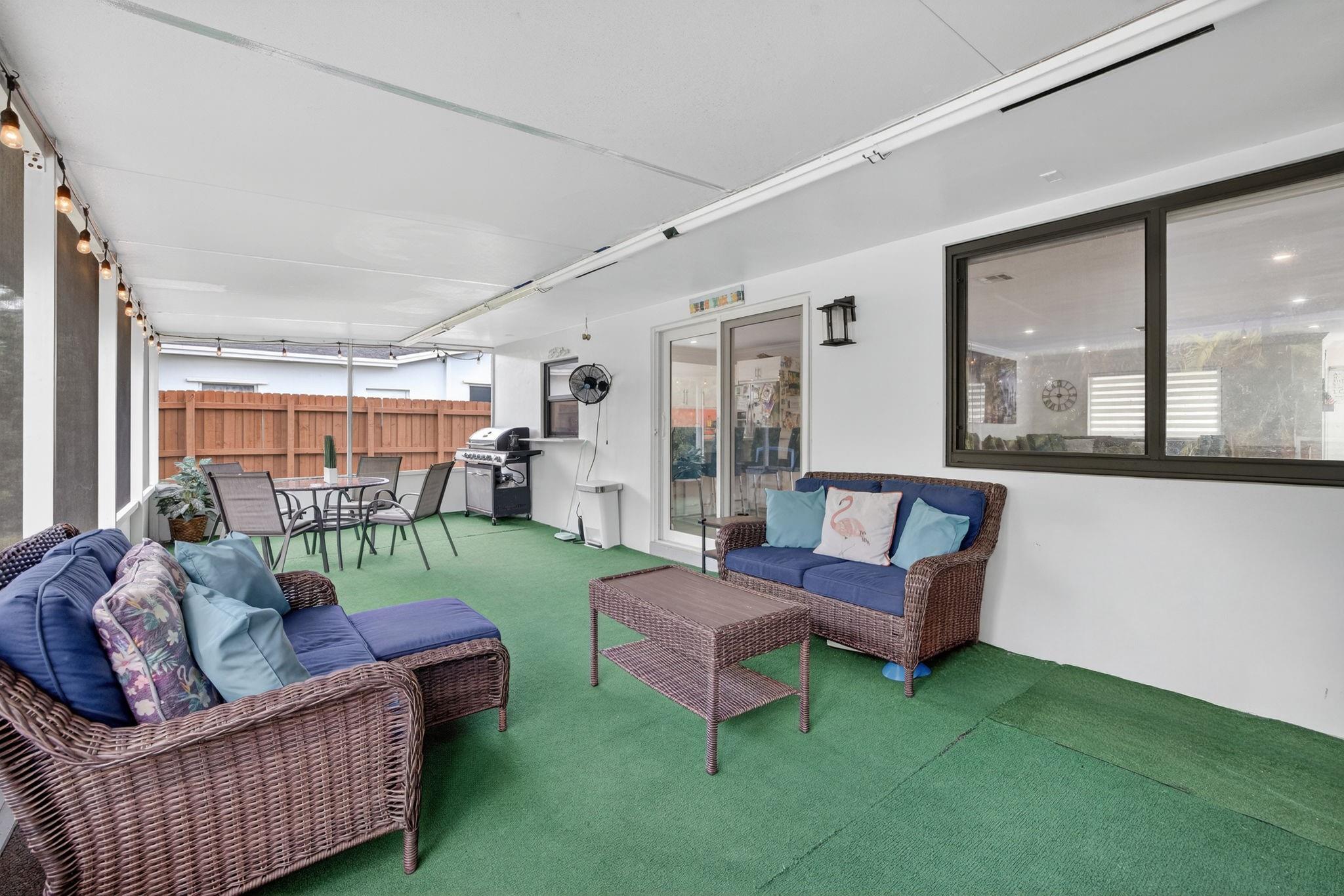 Dania Highlands 87-1 B - Residential Lease