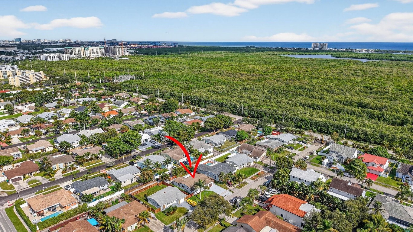 Dania Highlands 87-1 B - Residential Lease