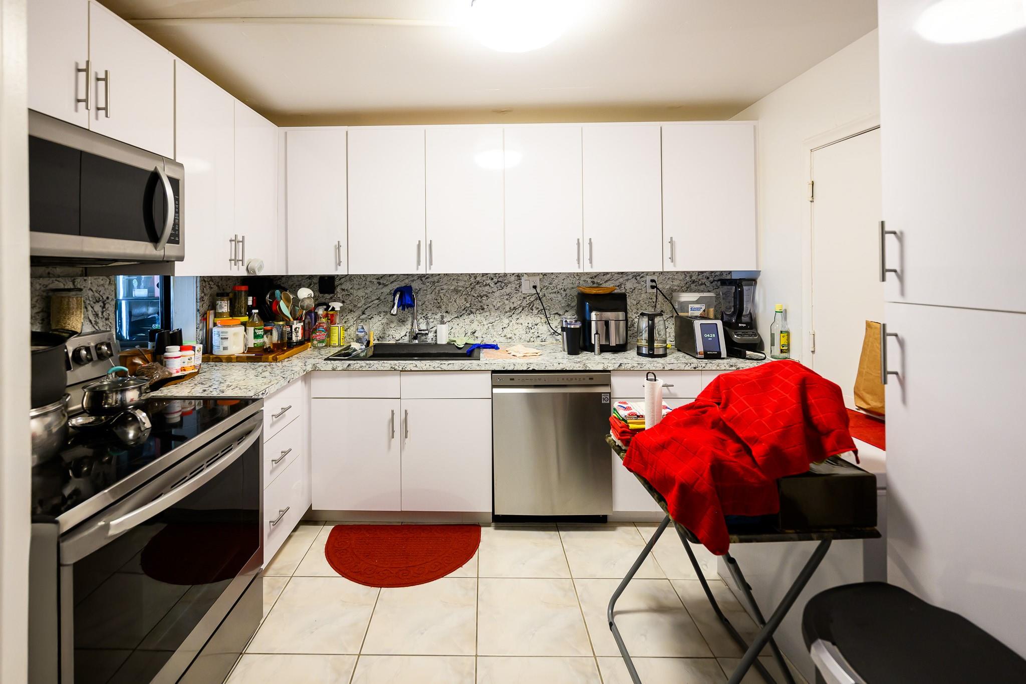 Castle Apt #1 - Residential