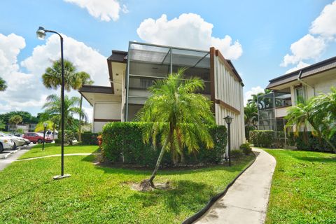 A home in Royal Palm Beach