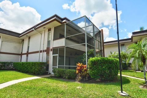 A home in Royal Palm Beach