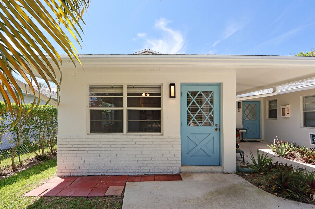 Photo of 112 SANDAL Lane #4, Palm Beach Shores, FL 33404 (MLS # B26068309)