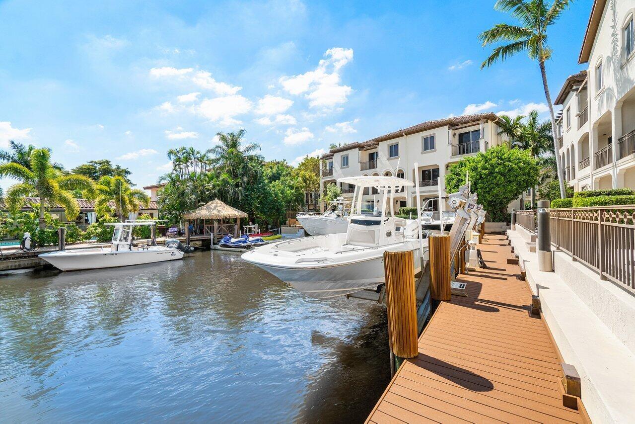 3018 Waterside Circle
