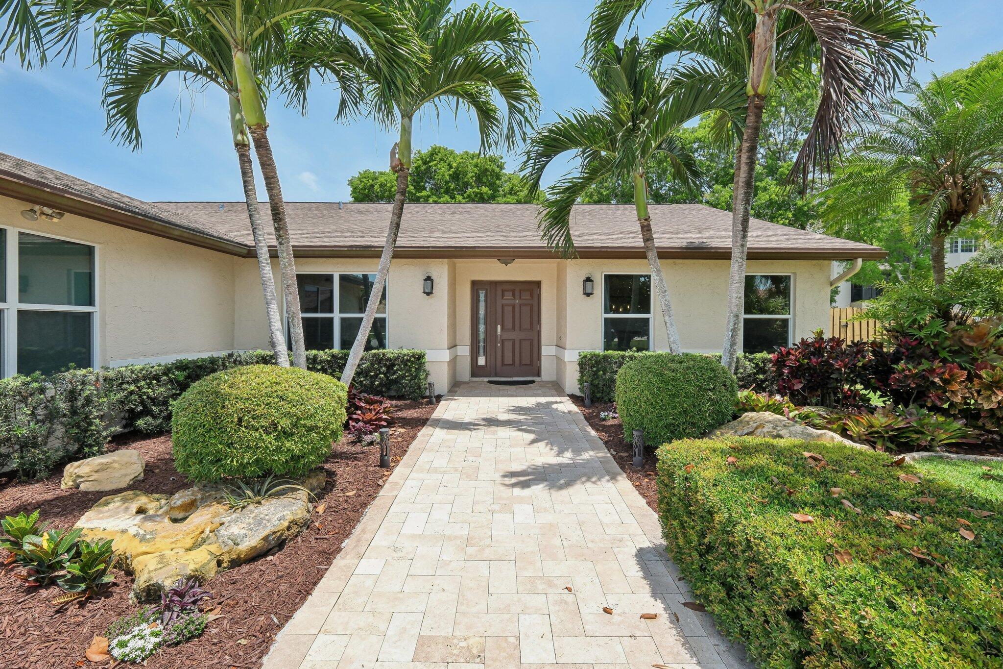 6085 Elmwood Drive