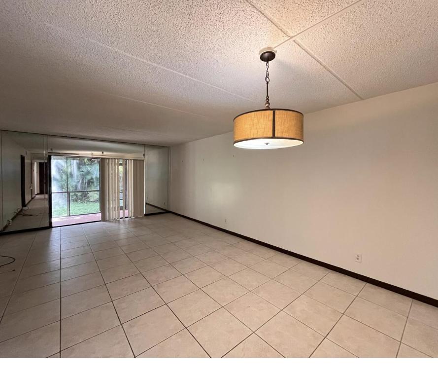 Lake Shore Heights Condo - Residential