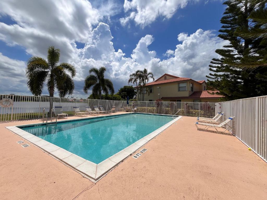 12268 Sag Harbor Court 3