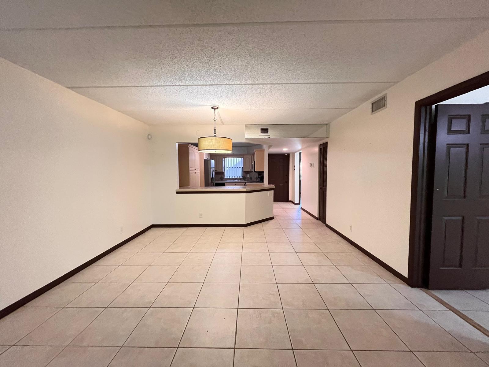 Lake Shore Heights Condo - Residential