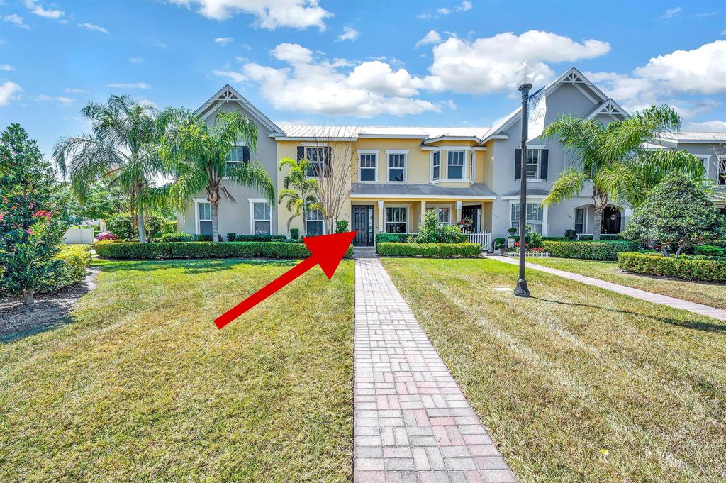 Photo of 10495 SW West Park Avenue, Port Saint Lucie, FL 34987 (MLS # R10974558)