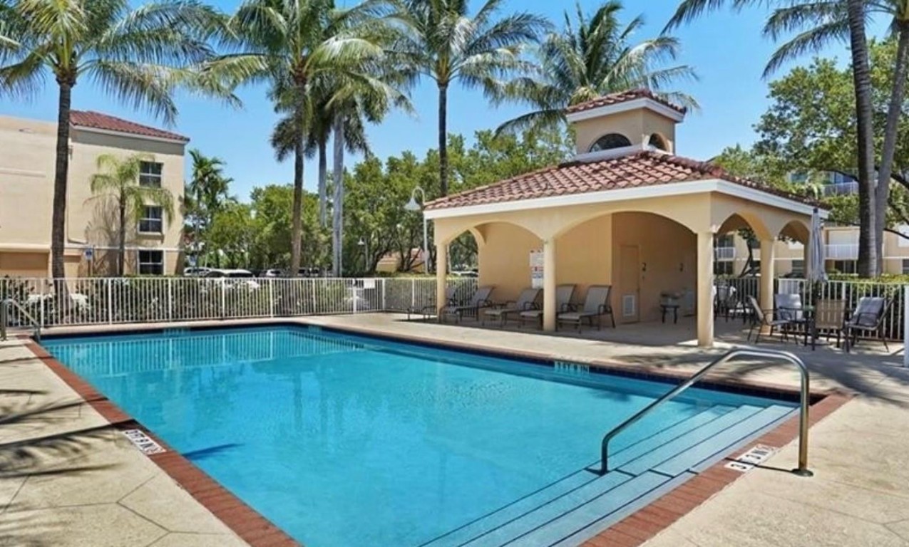 Sheridan Beach Club 2 - Residential