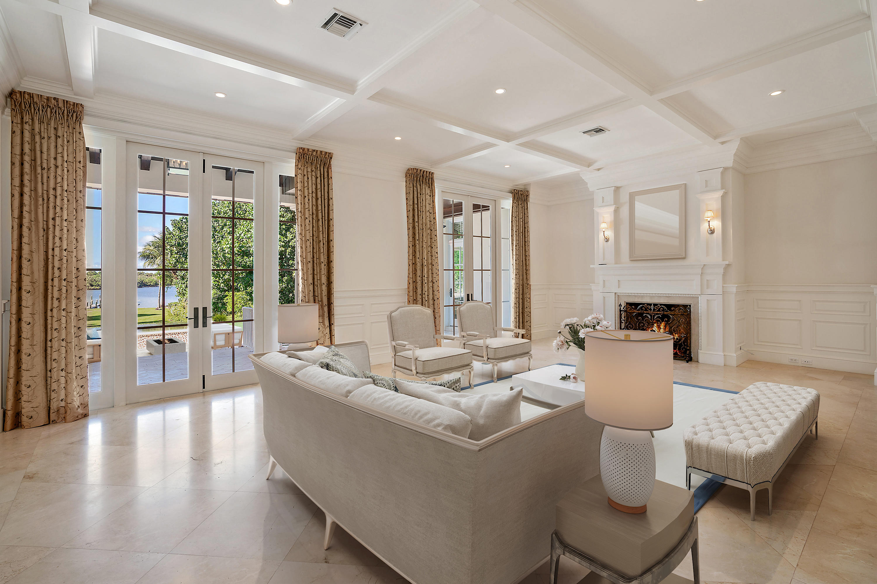 Jupiter Island - Residential