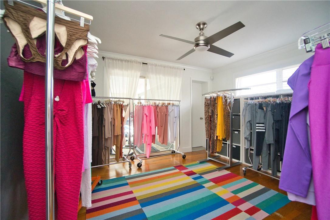 POINSETTA PARK - Residential