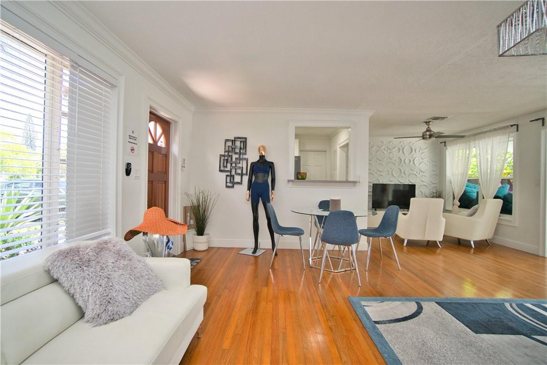 POINSETTA PARK - Residential