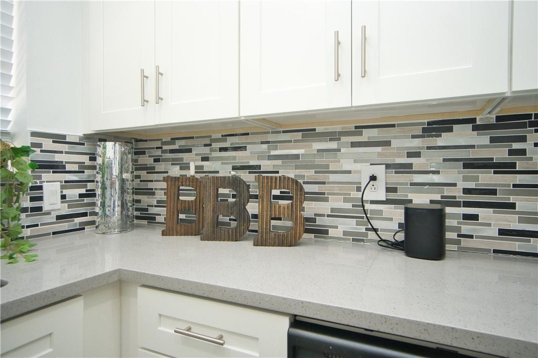 POINSETTA PARK - Residential