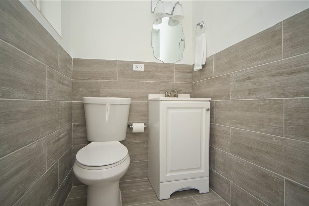 POINSETTA PARK - Residential