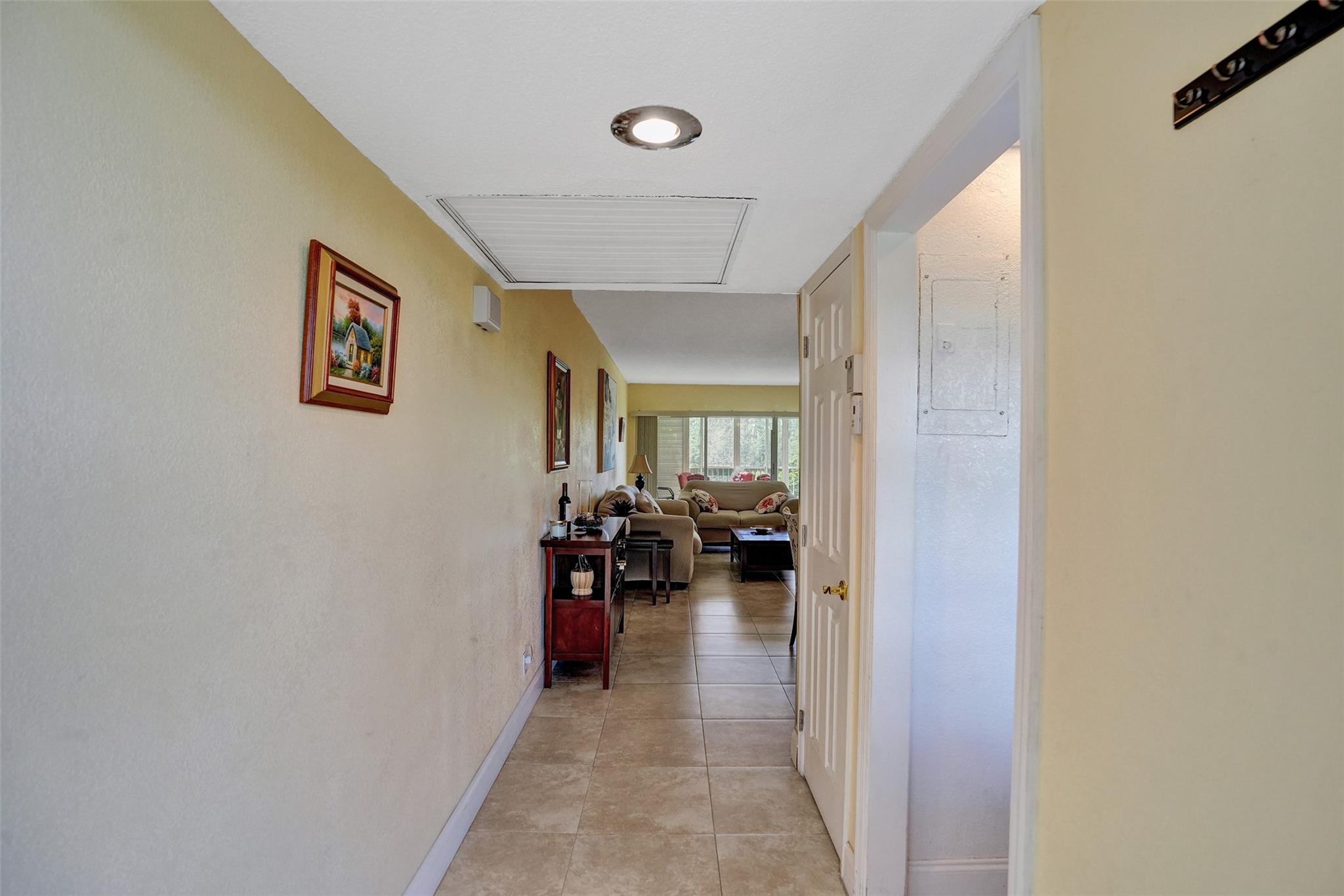 3250 N Palm Aire Dr 607