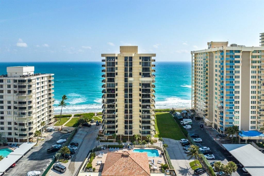 Photo of 5460 N Ocean Drive #5d, Singer Island, FL 33404 (MLS # R10872167)