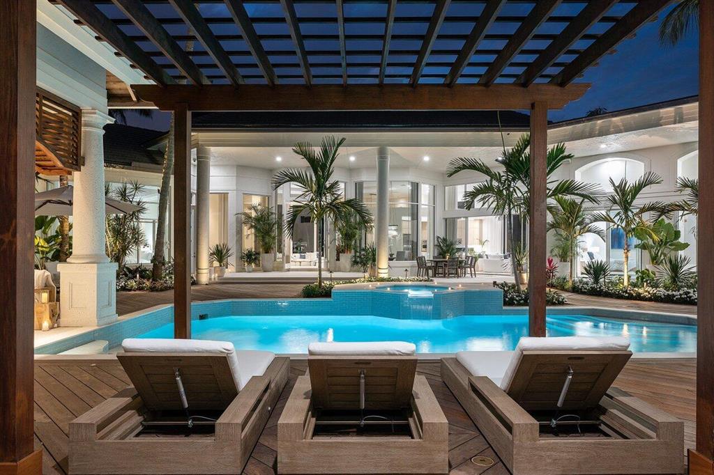 ST ANDREWS COUNTRY CLUB - Residential