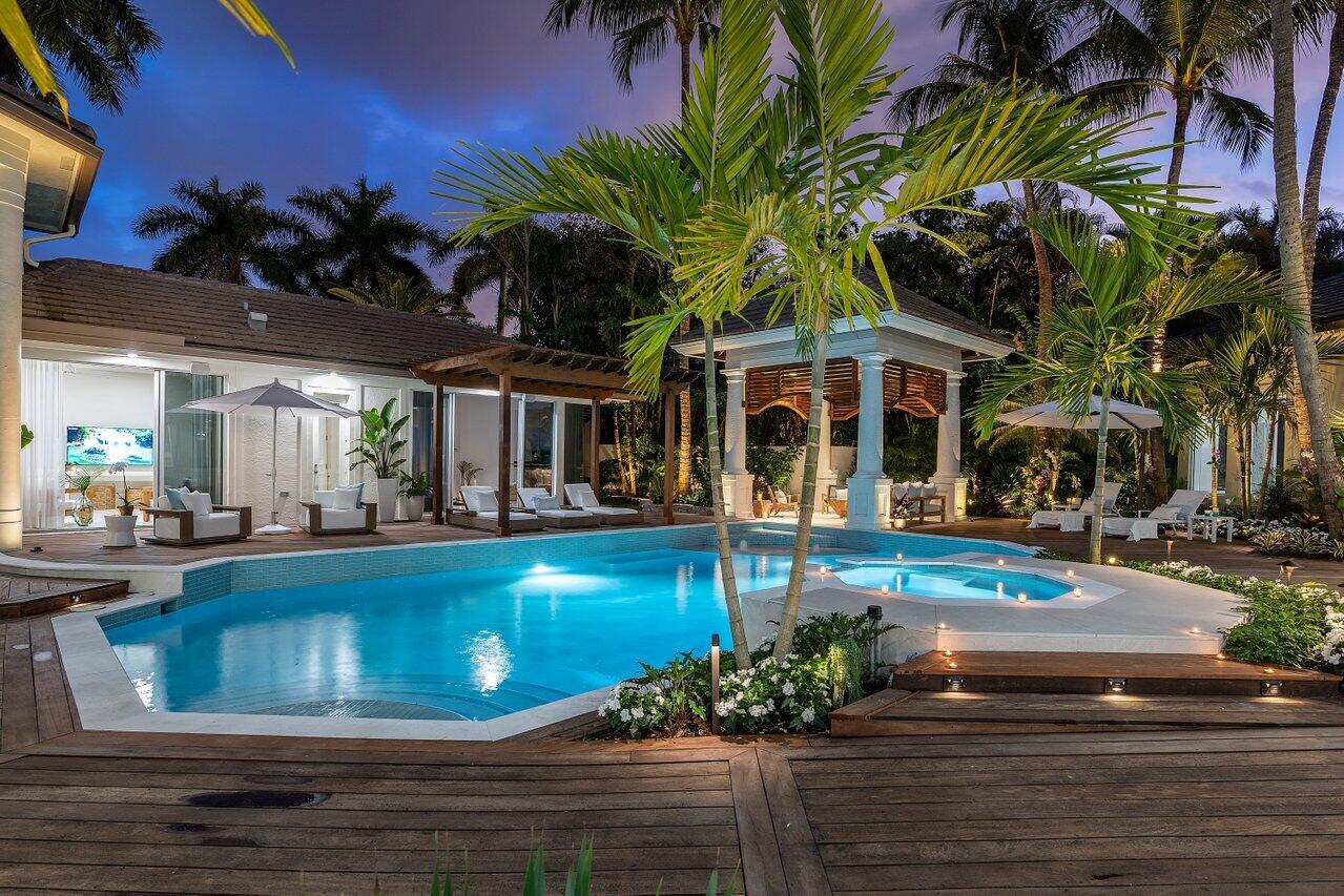 ST ANDREWS COUNTRY CLUB - Residential