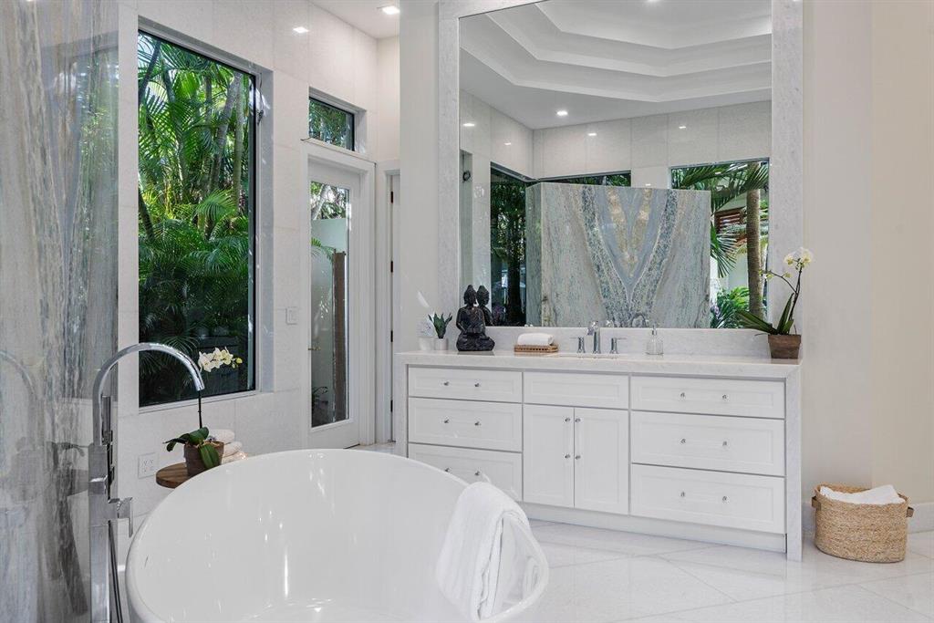 ST ANDREWS COUNTRY CLUB - Residential