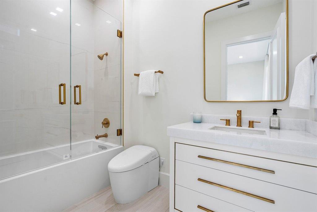 ST ANDREWS COUNTRY CLUB - Residential