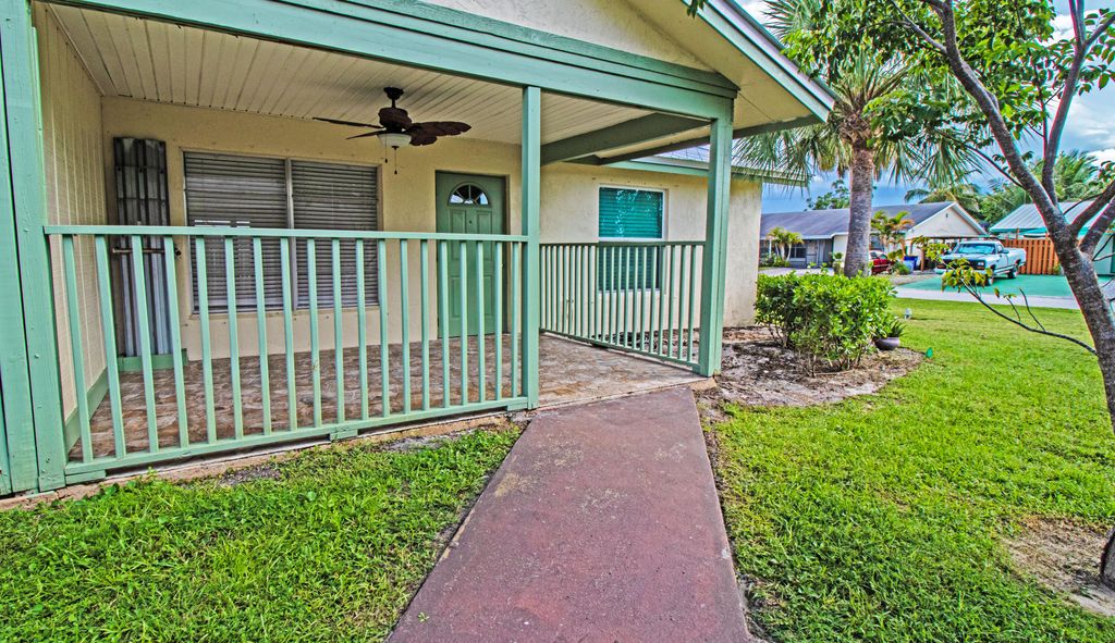 Photo of 8757 SE Hobe Ridge Avenue, Hobe Sound, FL 33455 (MLS # R11033849)
