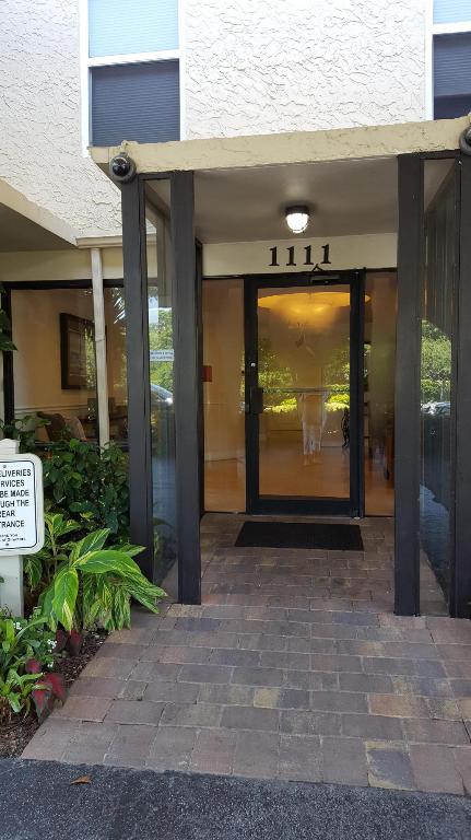 TIERRA DEL MAR CONDO - Residential Lease