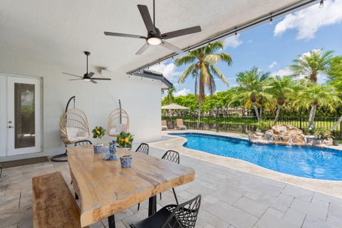 Tiny photo for 5617 NW 106TH Way, Coral Springs, FL 33076 (MLS # B26052489)