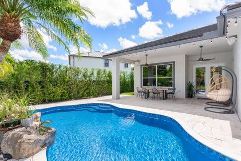 Tiny photo for 5617 NW 106TH Way, Coral Springs, FL 33076 (MLS # B26052489)