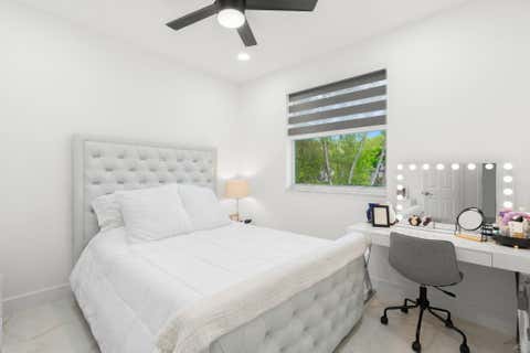 Tiny photo for 5617 NW 106TH Way, Coral Springs, FL 33076 (MLS # B26052489)