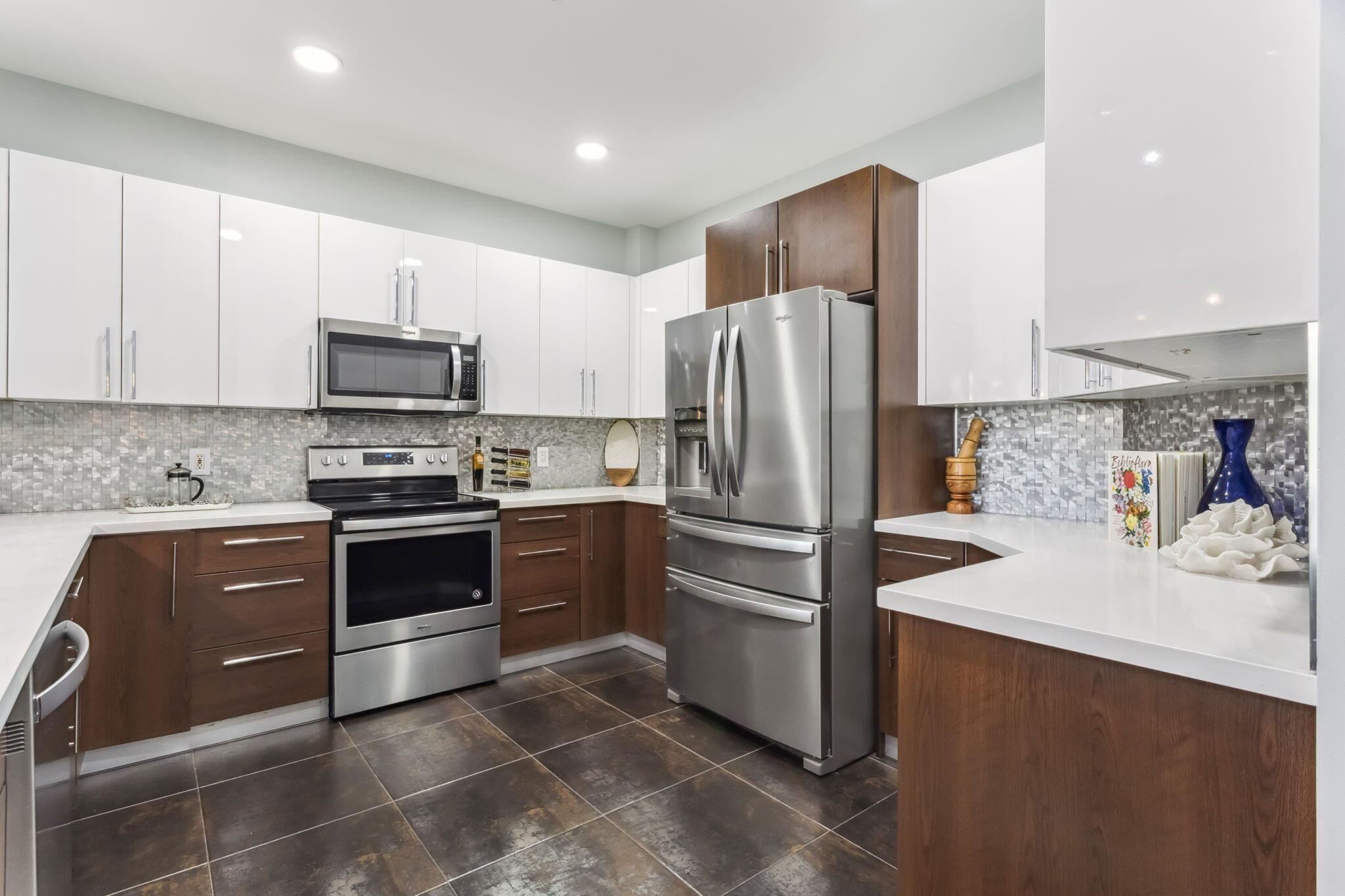 FLAGLER LANDING CONDO - Residential Lease