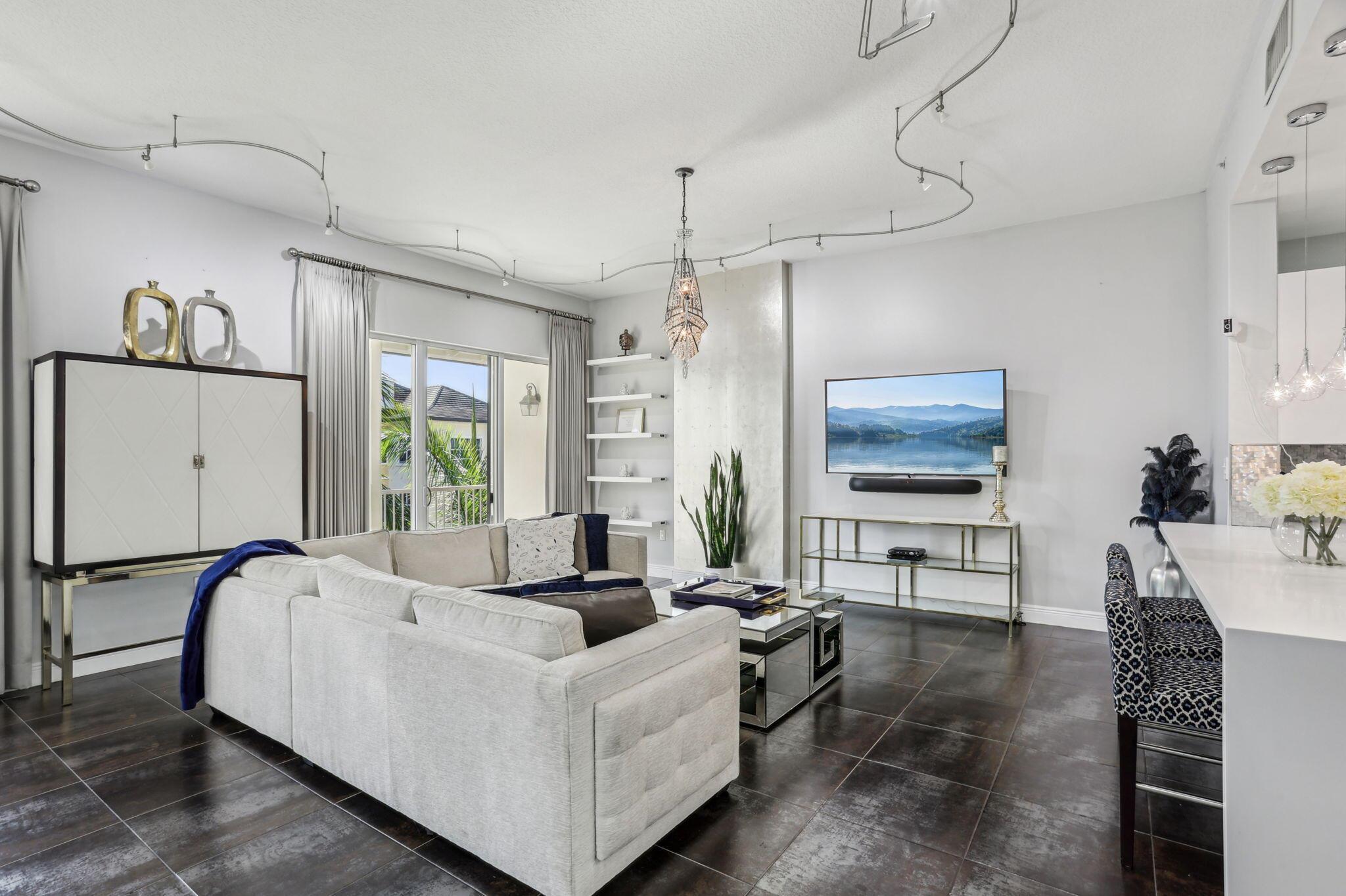 FLAGLER LANDING CONDO - Residential Lease