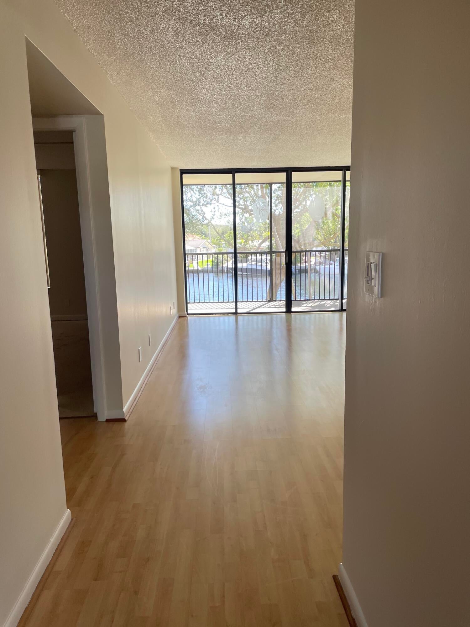 14 Royal Palm Way 204