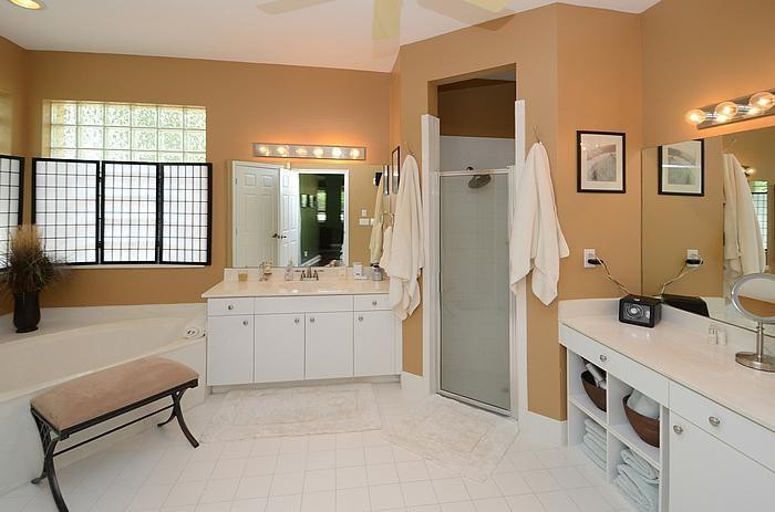 Oakbrook Weston Hills - Residential Lease