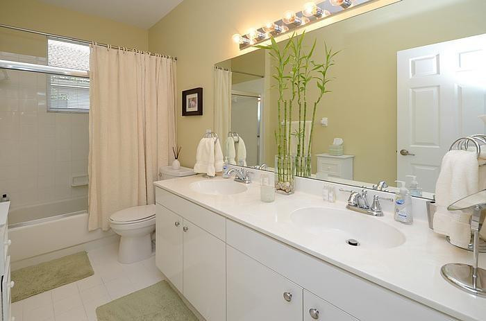 Oakbrook Weston Hills - Residential Lease