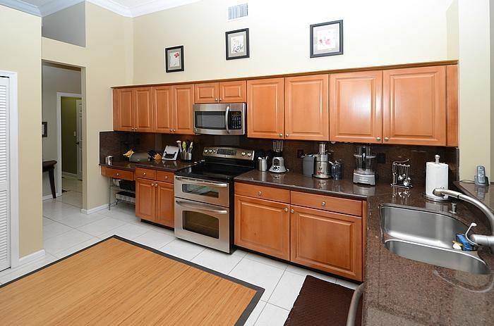 Oakbrook Weston Hills - Residential Lease