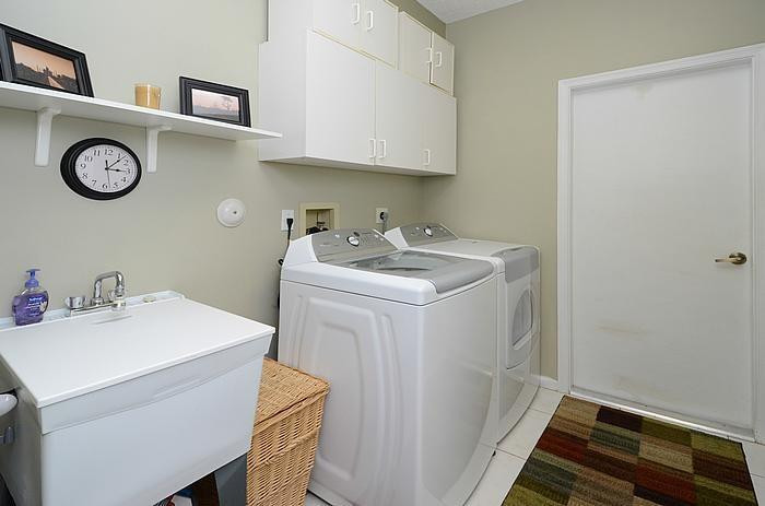 Oakbrook Weston Hills - Residential Lease