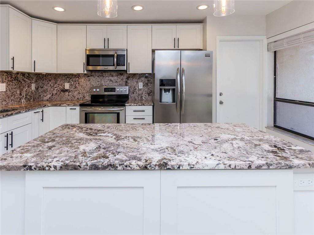 The Meadows Of Crystal La - Residential