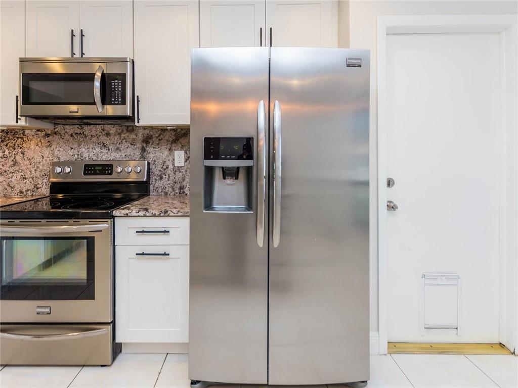 The Meadows Of Crystal La - Residential