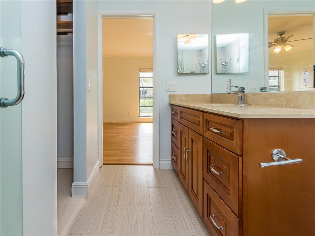 The Meadows Of Crystal La - Residential