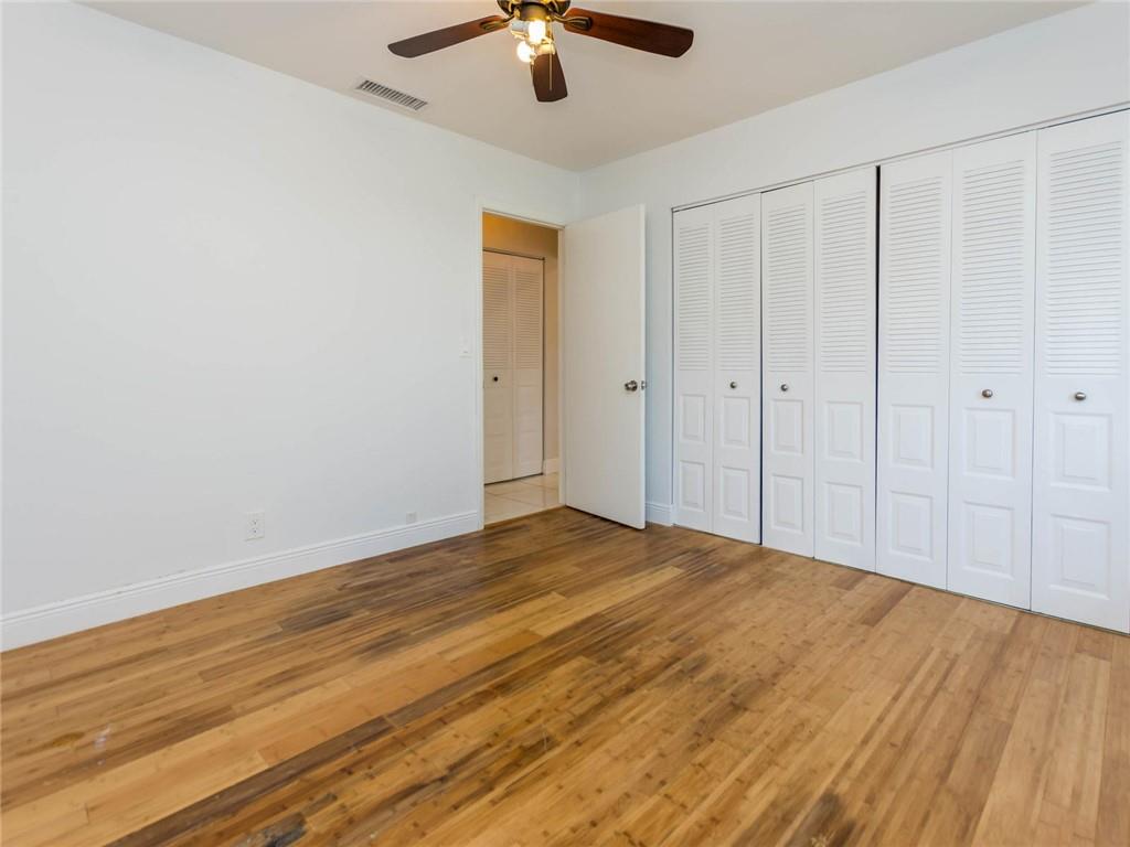 The Meadows Of Crystal La - Residential