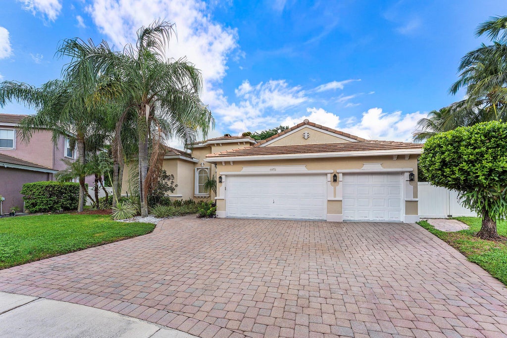 Photo of 6973 Finamore Circle, Lake Worth, FL 33467 (MLS # B26091848)