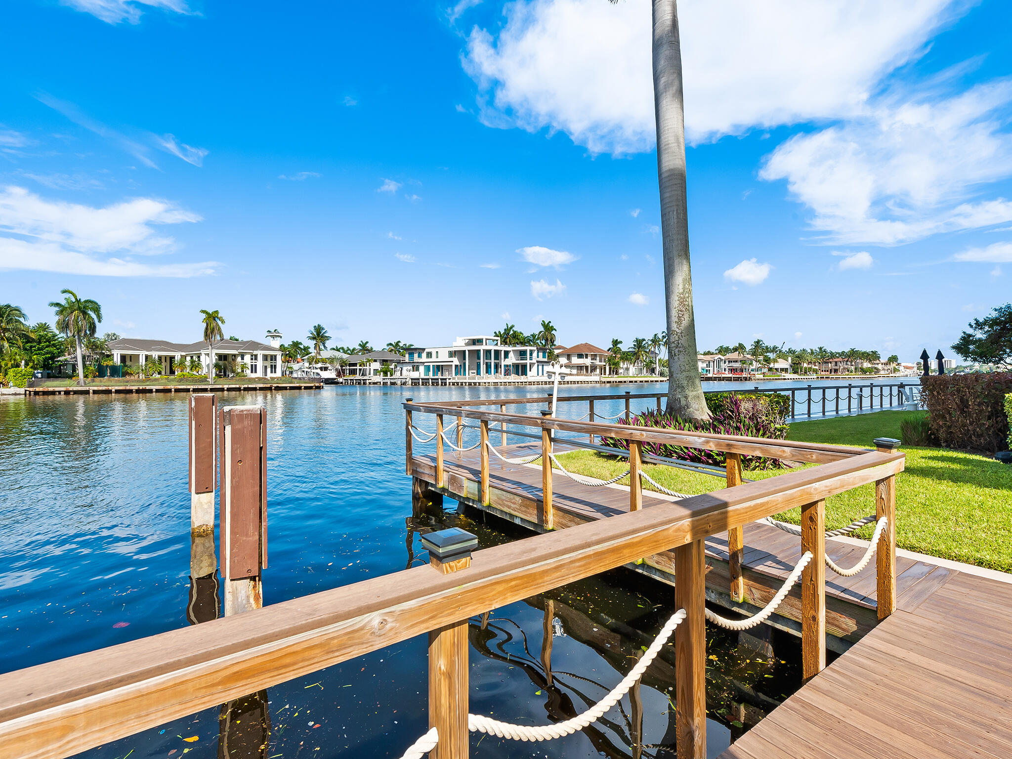 SEAGATE OF HIGHLAND CONDO - Residential