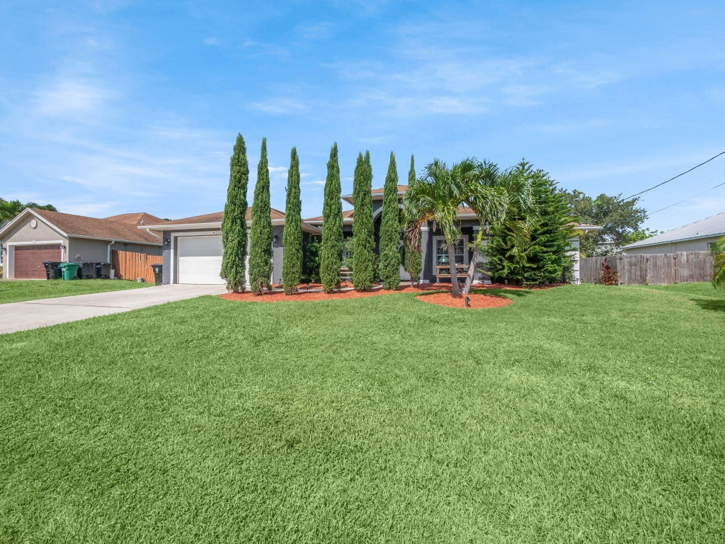 Photo of 4286 SW Oblique Street, Port Saint Lucie, FL 34953 (MLS # R11008583)