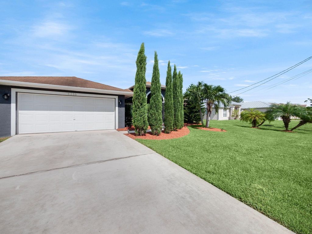 Photo of 4286 SW Oblique Street, Port Saint Lucie, FL 34953 (MLS # R11008583)