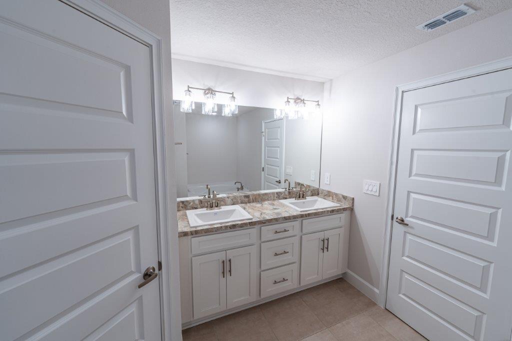 RIVER PARK UNIT 3 - Residential